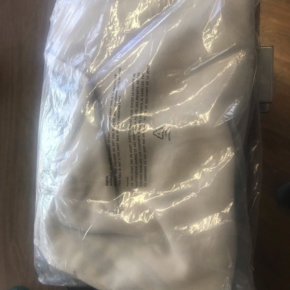 True Grit 1/4 Zip Pullover Brand New Medium - Picture 3 of 3